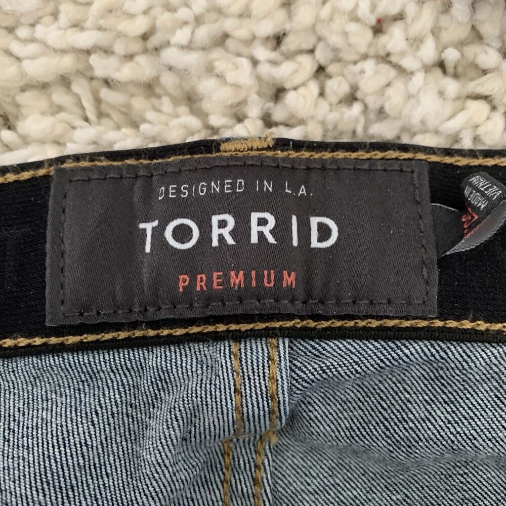 Torrid Premium Jeans Womens Sz 28S SKY HIGH SKINNY Denim Blue Dark Wash NEW - Picture 2 of 10